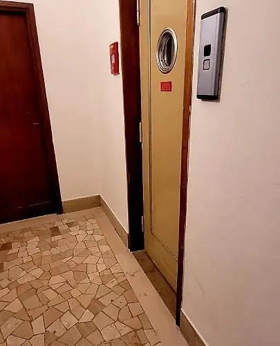 Pontevecchio Apartment Florence